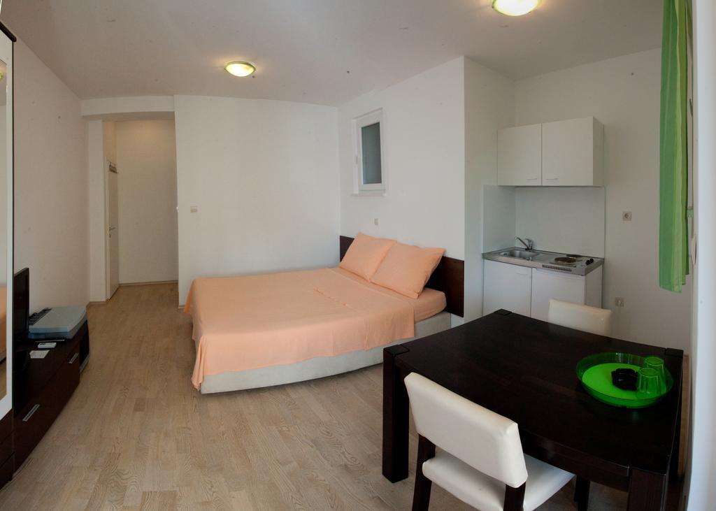 Apartments Klara Split Værelse billede